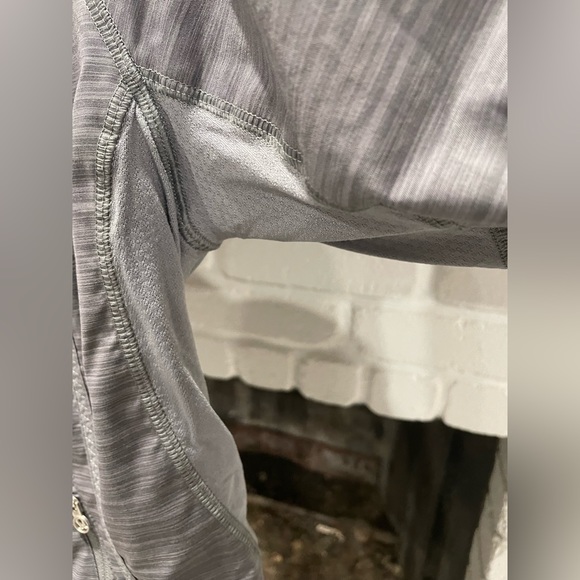 Lululemon Make a Break Jacket - Picture 8 of 16
